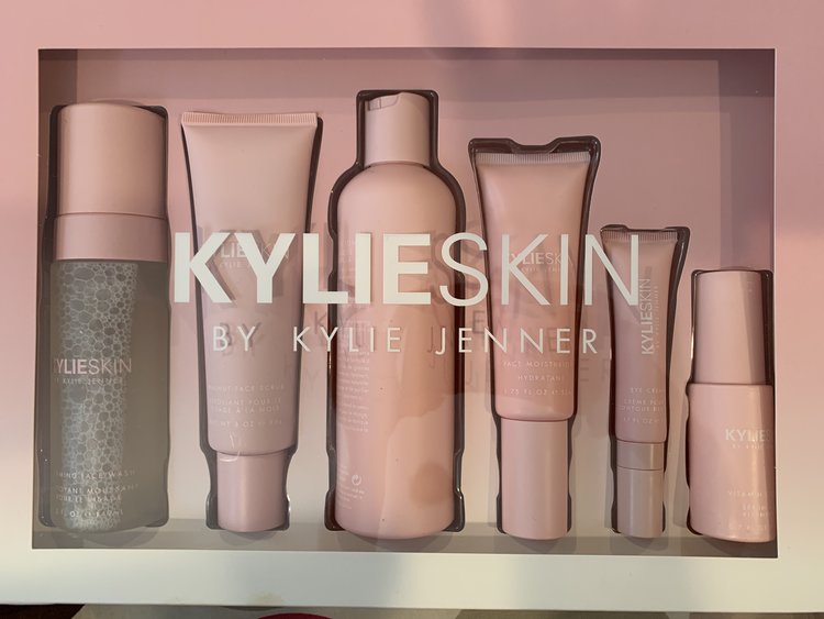 Foaming Face Wash  Kylie Skin by Kylie Jenner – Kylie Cosmetics